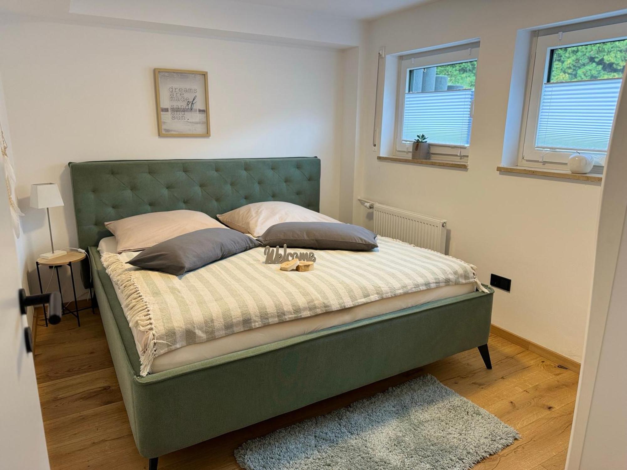 Ferien- Und Business Apartment Cadolzburg Buitenkant foto