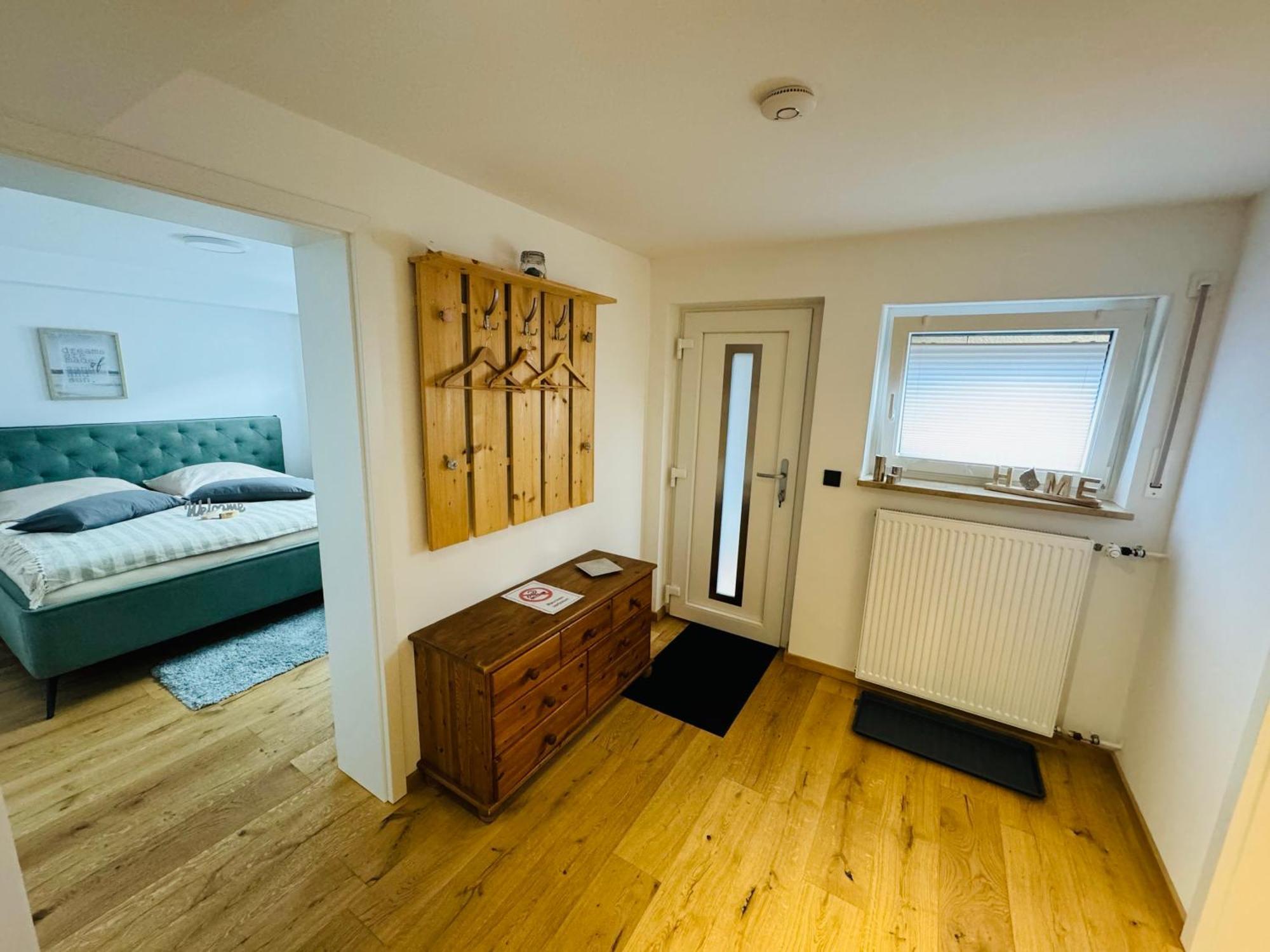 Ferien- Und Business Apartment Cadolzburg Buitenkant foto